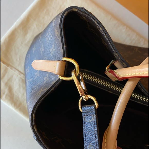 SOLD Louis Vuitton Monogram Montaigne GM - Picture 15 of 16